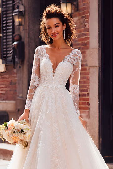 Ivoire en tulle à col en V princesse à manches longues Robe de mariée longueur au sol avec dentelle